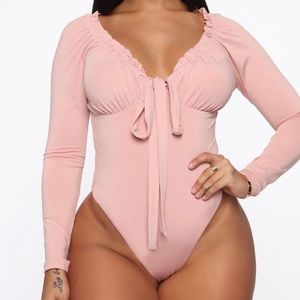 Fashion Nova Long Sleeve Body Suit💋